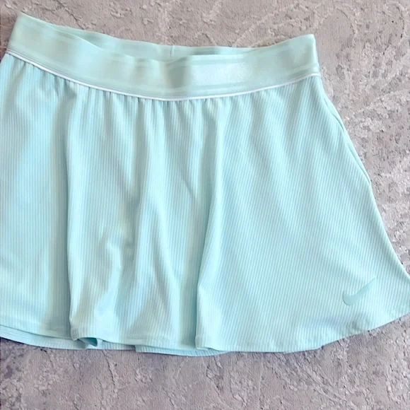 Nike Tennis skirt - Picture 6 of 8
